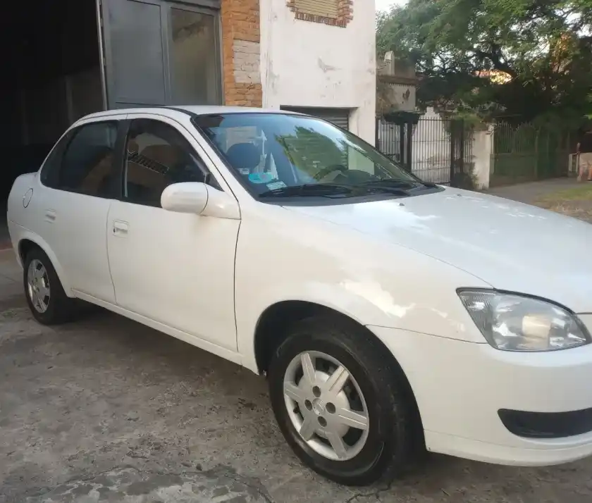 Chevrolet Classic 1.4 Ls Abs Airbag 2015 - foto 1