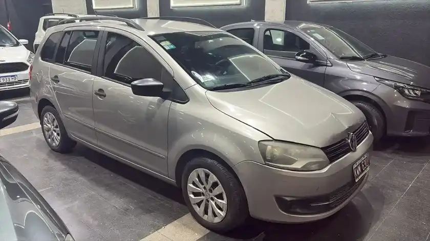 Volkswagen Suran 1.6 Comfortline 101Cv 11A 2012 - foto 5