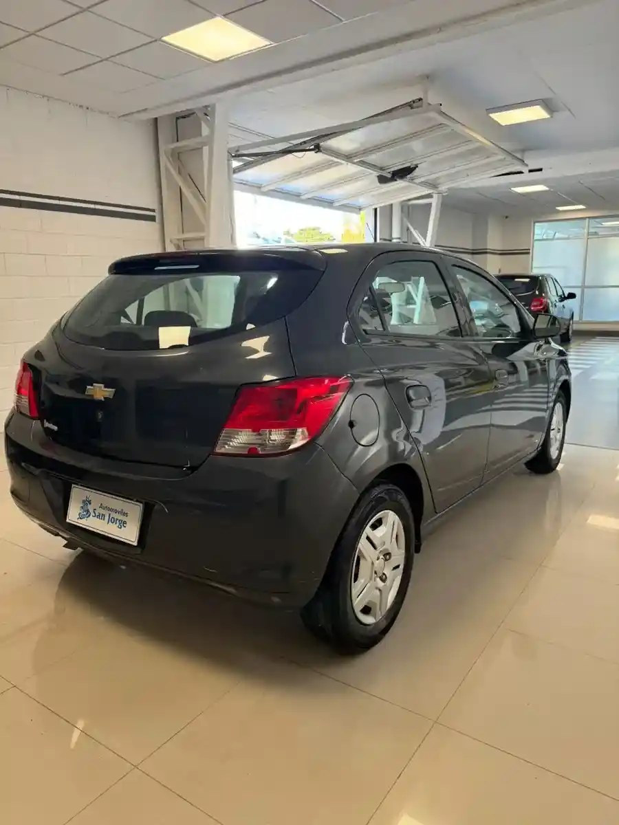 Chevrolet Onix 1.4 Joy Ls 98Cv 2018 - foto 3