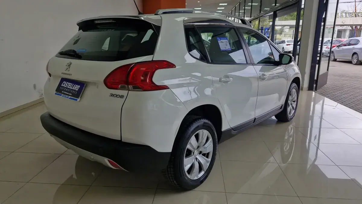 Peugeot 2008 1.6 Allure 2017 - foto 5