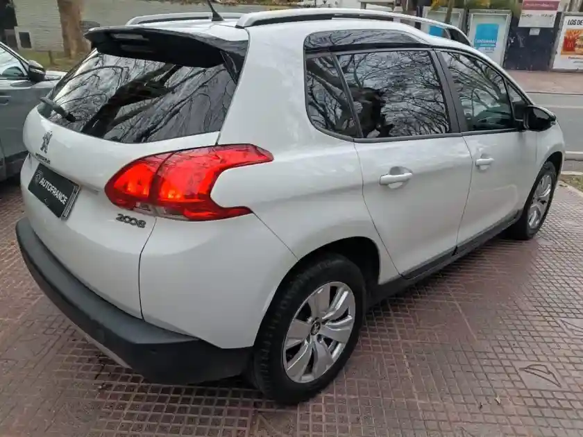 Peugeot 2008 1.6 Allure 2018 - foto 5