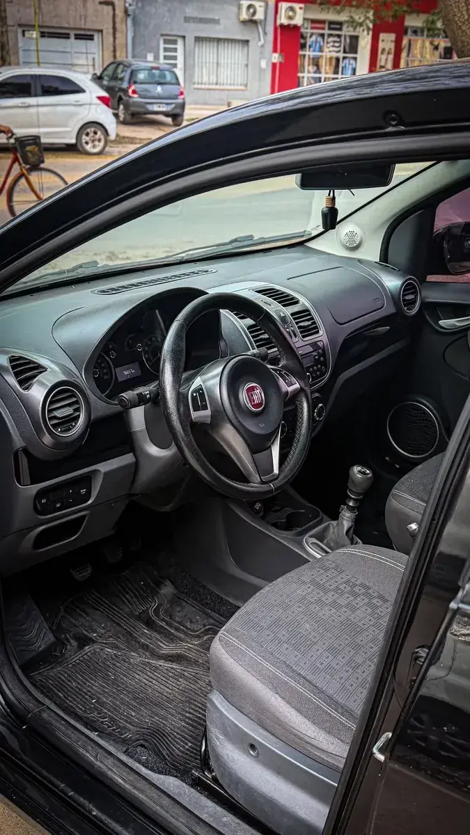 Fiat Palio 1.4 Nuevo Attractive Pack Top 85Cv 2017 - foto 2