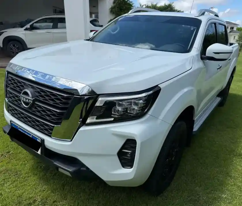 Nissan Frontier 2023 - foto 1