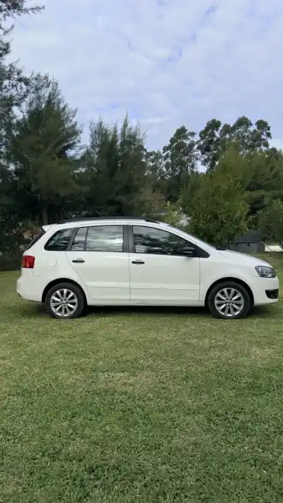 Volkswagen Suran 1.6 Trendline 11B 2012 - foto 5
