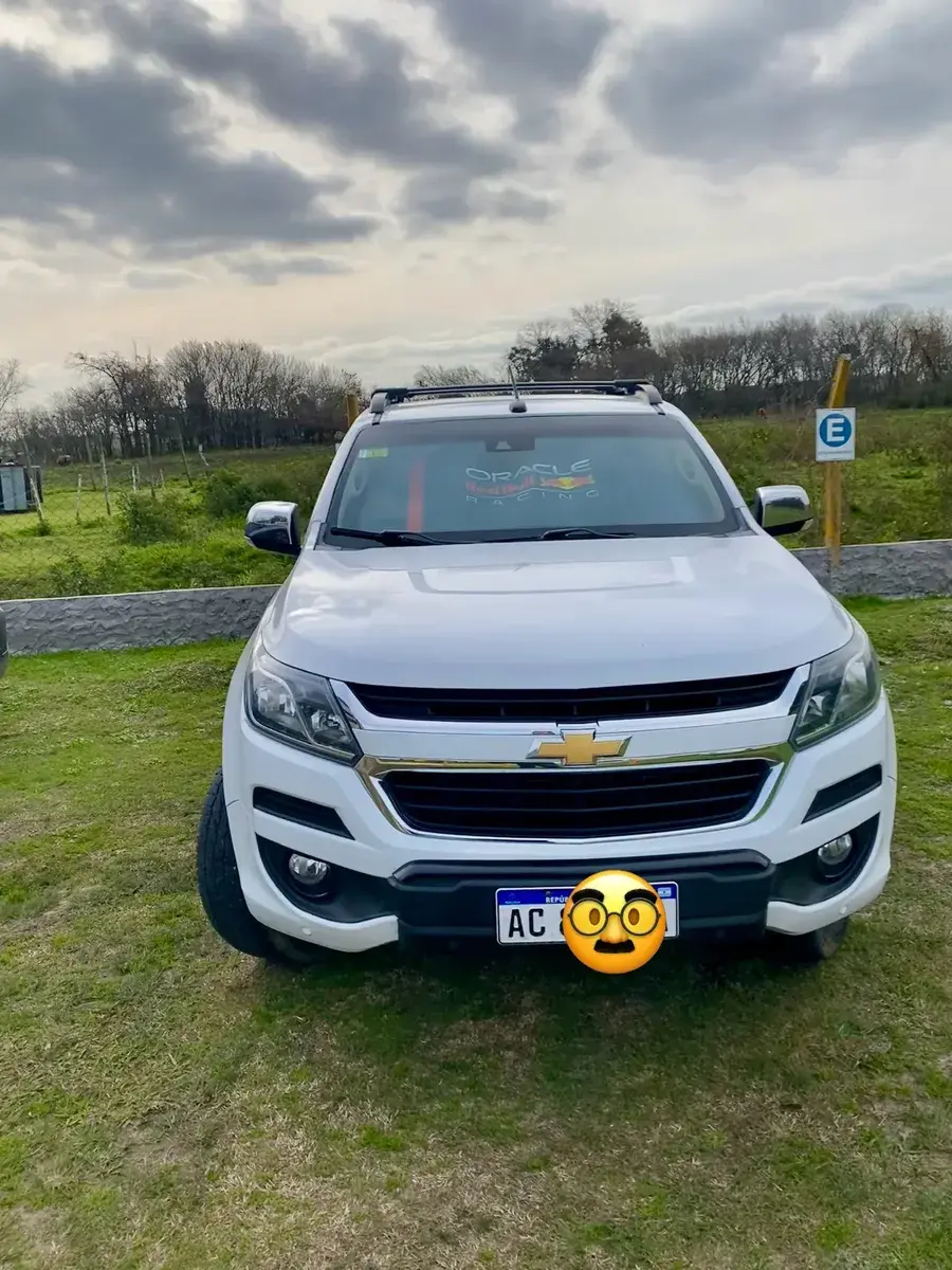 Chevrolet S10 2.8 High Country Cd Tdci 200Cv Manual 4X2 2018 - foto 2