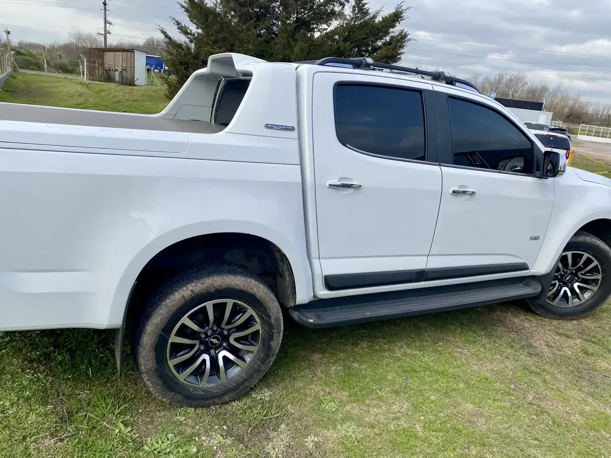 Chevrolet S10 2.8 High Country Cd Tdci 200Cv Manual 4X2 2018 - foto 5