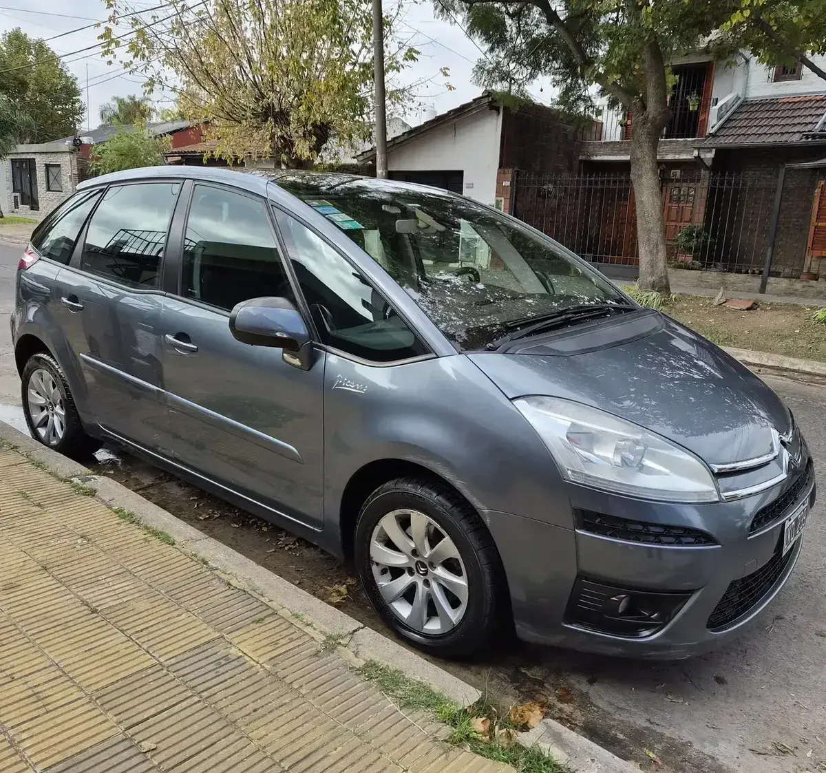 Citroën C4 Picasso 2.0 Am80 Bva 143Cv Sin Leds 2012 - foto 1