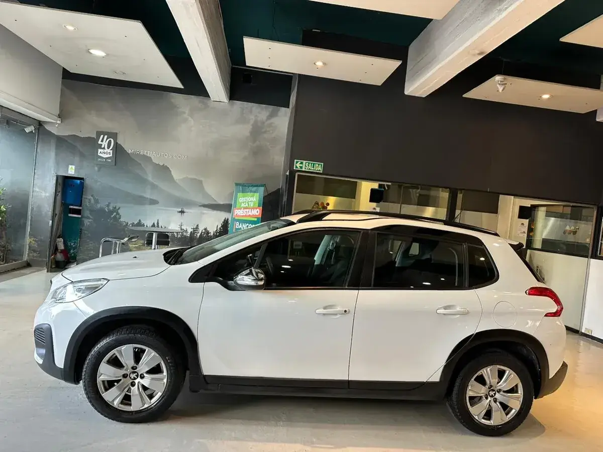 Peugeot 2008 1.6 2020 - foto 5