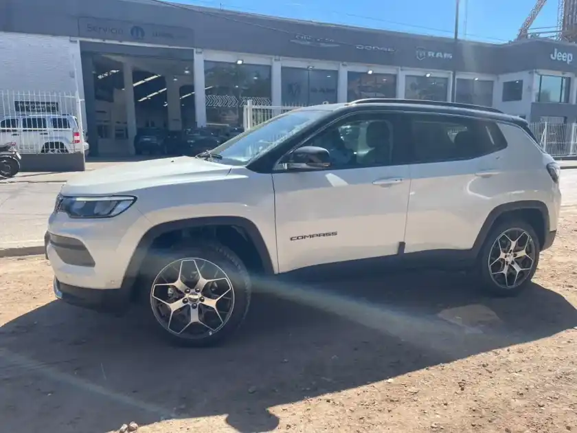 Jeep Compass 1.3 T270 Limited 4X2 At6 2026 - foto 2