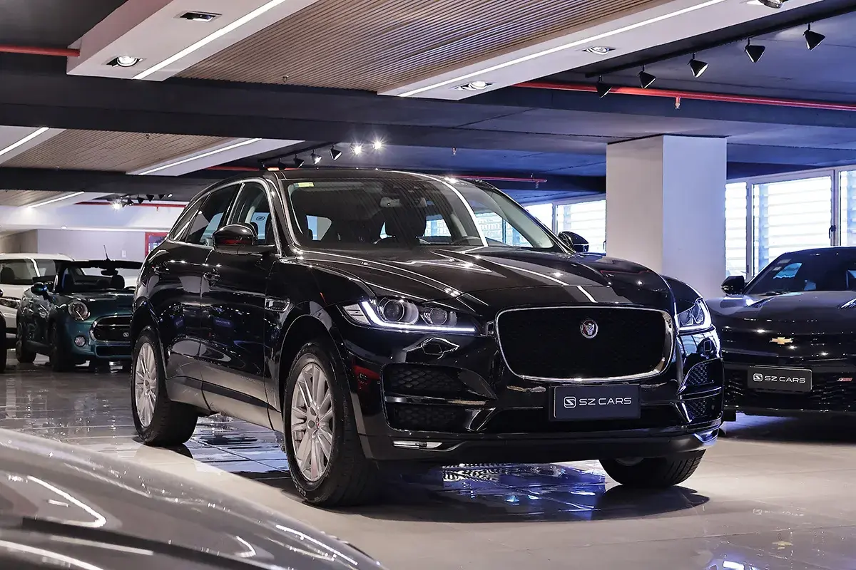 Jaguar F-Pace 2.0D Prestige 2017 - foto 4
