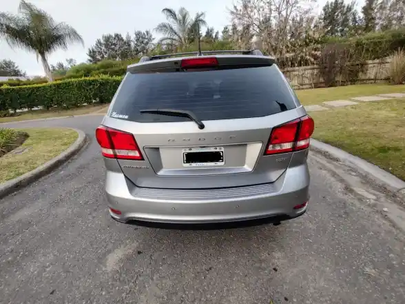 Dodge Journey 2.4 Sxt 170Cv Atx6 (Techo, Dvd) 2015 - foto 3