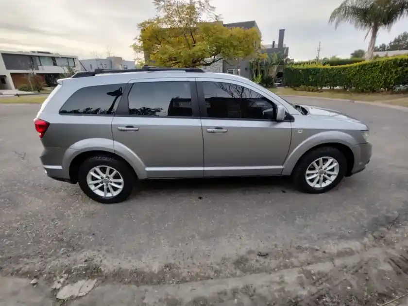 Dodge Journey 2.4 Sxt 170Cv Atx6 (Techo, Dvd) 2015 - foto 4