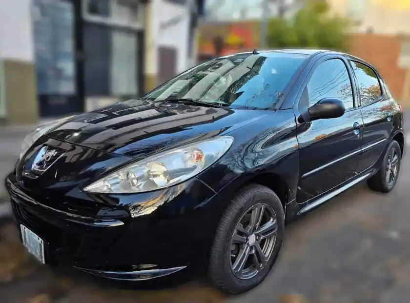 Peugeot 207 2014 - foto 1