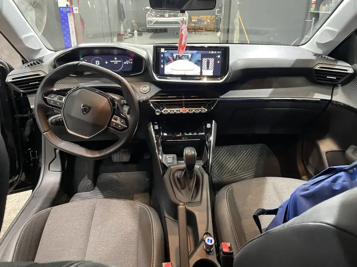 Peugeot 208 1.0 T200 Allure Pack Cvt 2025 - foto 5