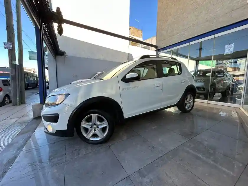 Renault Sandero Stepway 2018 - foto 1