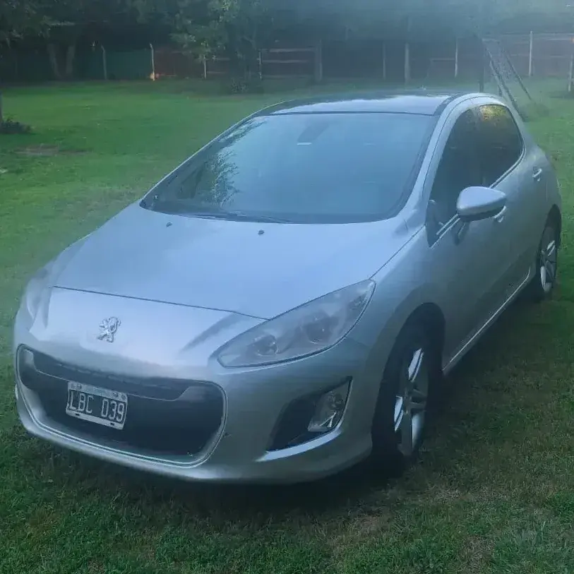 Peugeot 308 2.0 Feline 143Cv 2012 - foto 1