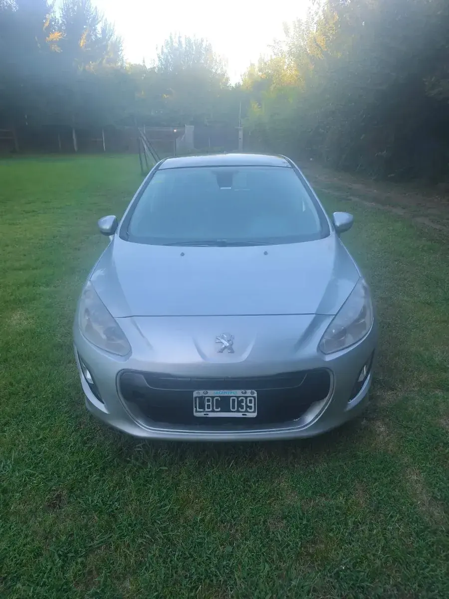 Peugeot 308 2.0 Feline 143Cv 2012 - foto 2