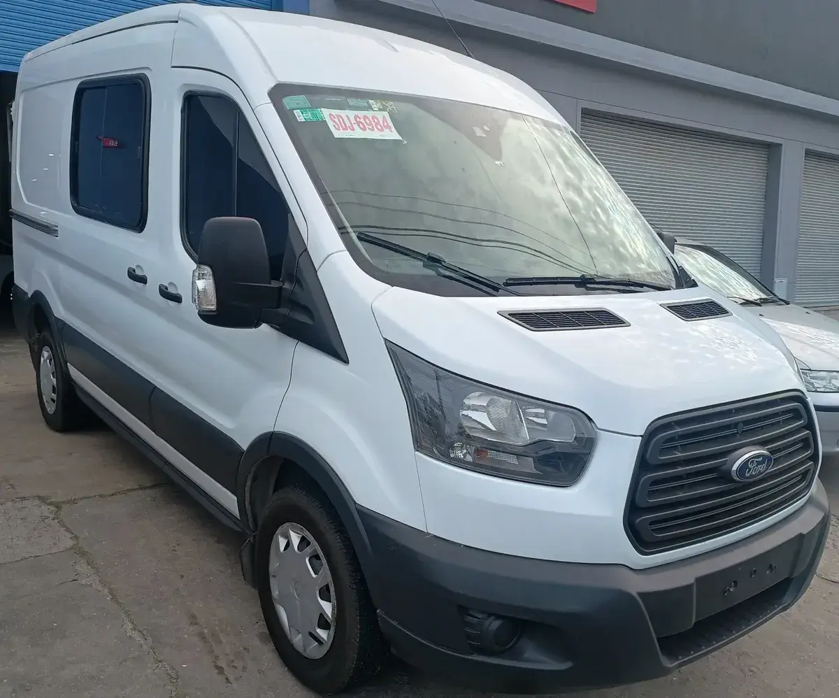 Ford Transit 2.2 Furgon Mediano 350M 2019 - foto 1