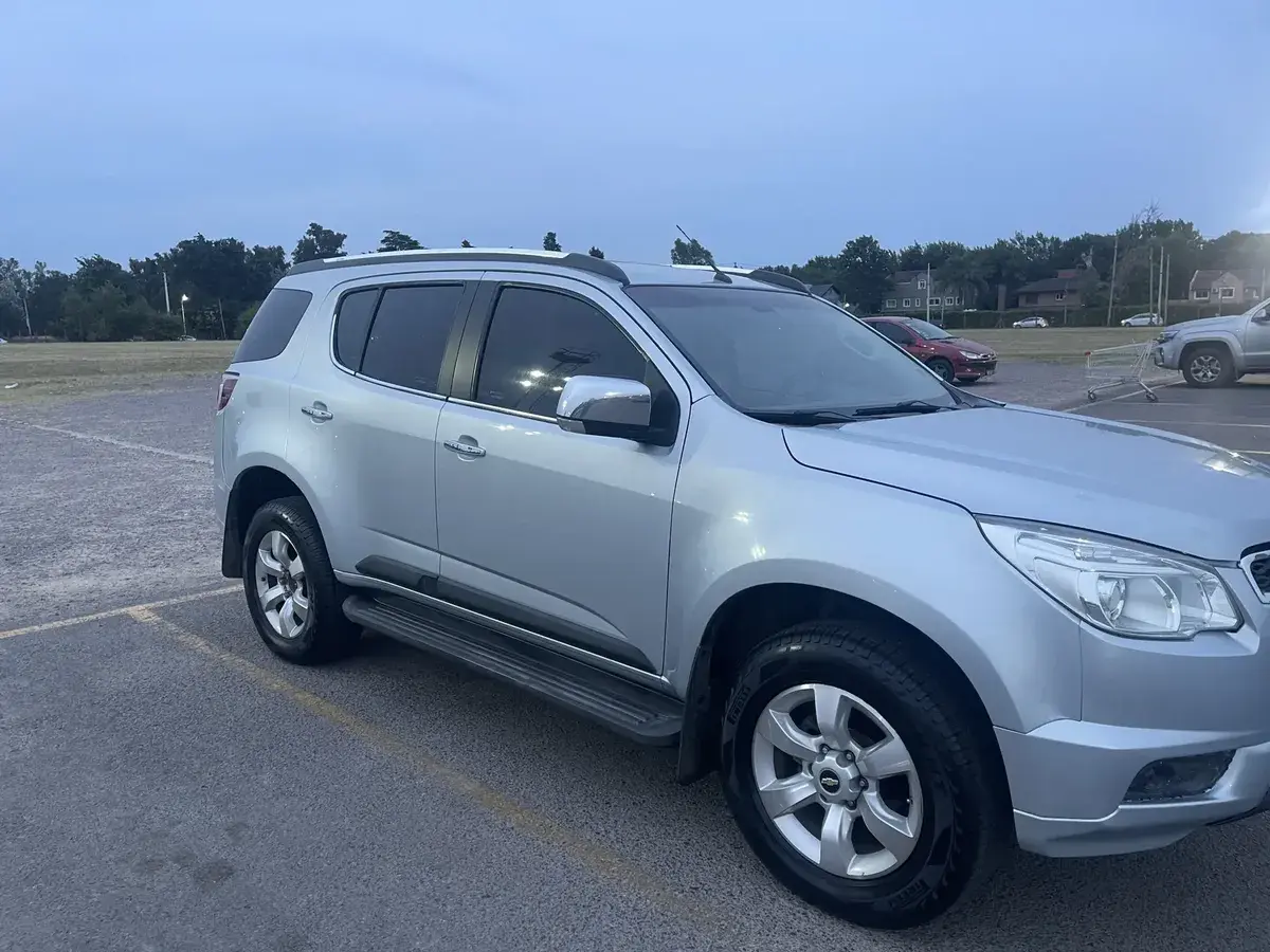 Chevrolet Trailblazer 2.8 4X4 Ltz At Tdci 180Cv 2013 - foto 2