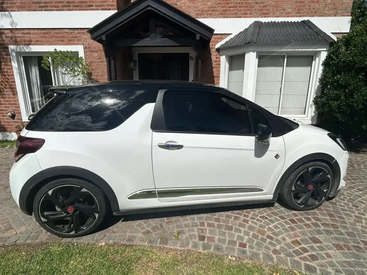 D.s. Ds3 1.6 Thp 208 S&Amp;S Performance 2018 - foto 4