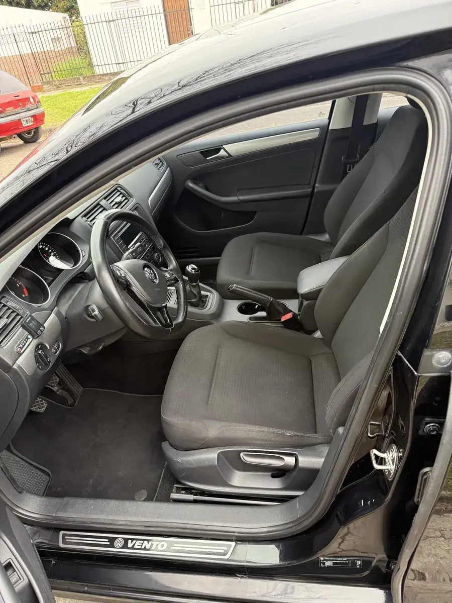Volkswagen Vento 2.0 Advance I 110Cv Summer Package 2015 - foto 5