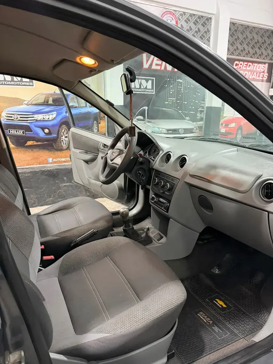 Chevrolet Prisma 1.4 Ls 92Cv 2011 - foto 2