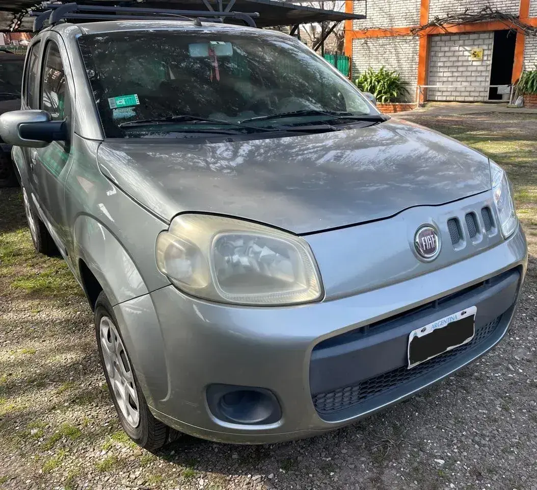 Fiat Uno 1.4 Attractive 2011 - foto 1