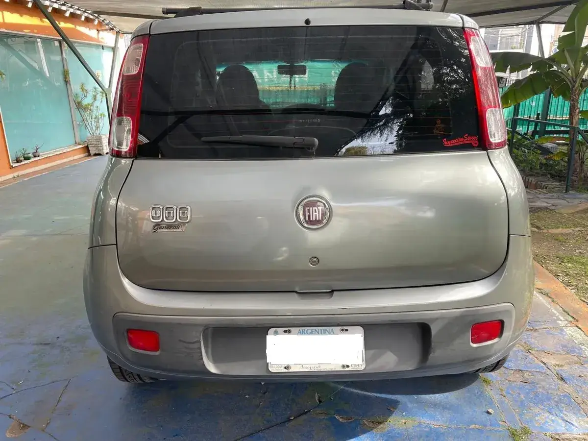 Fiat Uno 1.4 Attractive 2011 - foto 2