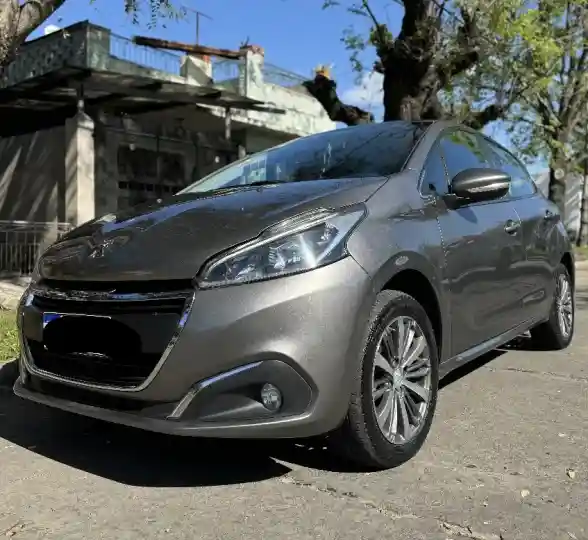 Peugeot 208 1.6 Allure 2017 - foto 1