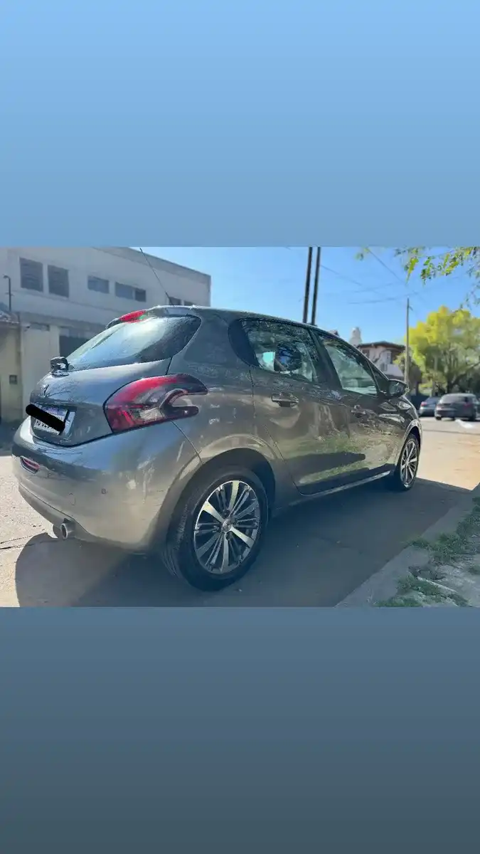 Peugeot 208 1.6 Allure 2017 - foto 4