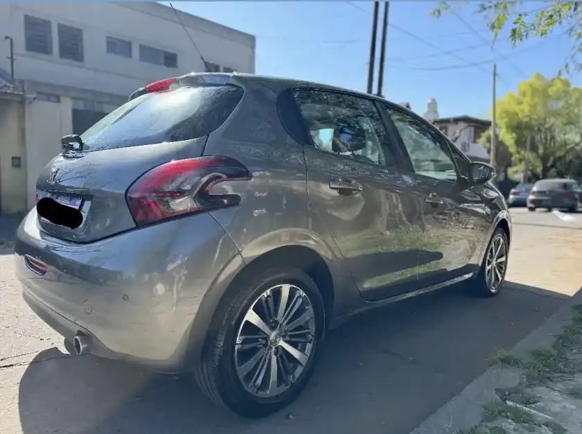 Peugeot 208 1.6 Allure 2017 - foto 5