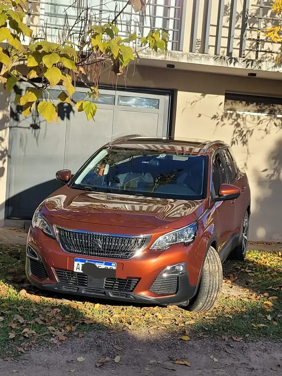 Peugeot 3008 1.6 Thp Allure 163Cv 2018 - foto 1