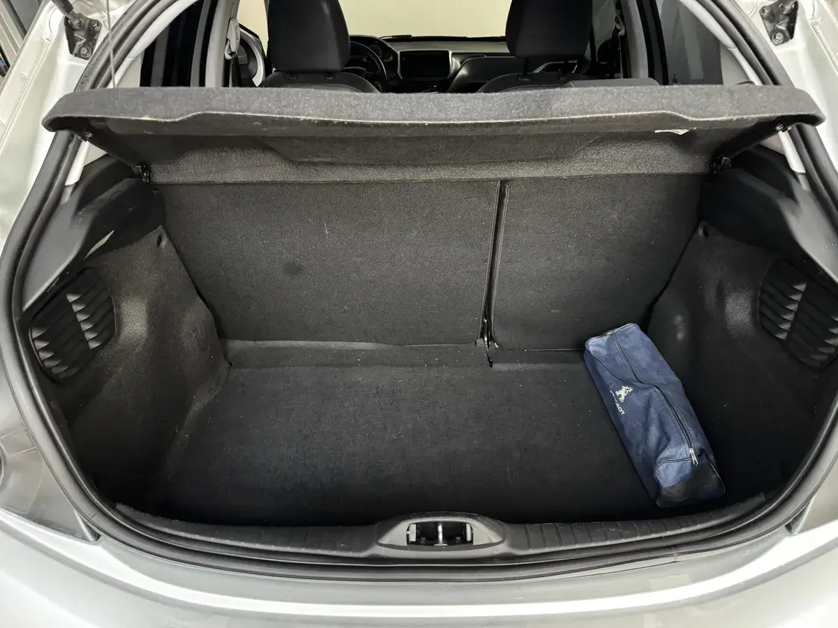 Peugeot 208 1.6 Feline Pack Cuir 2015 - foto 5