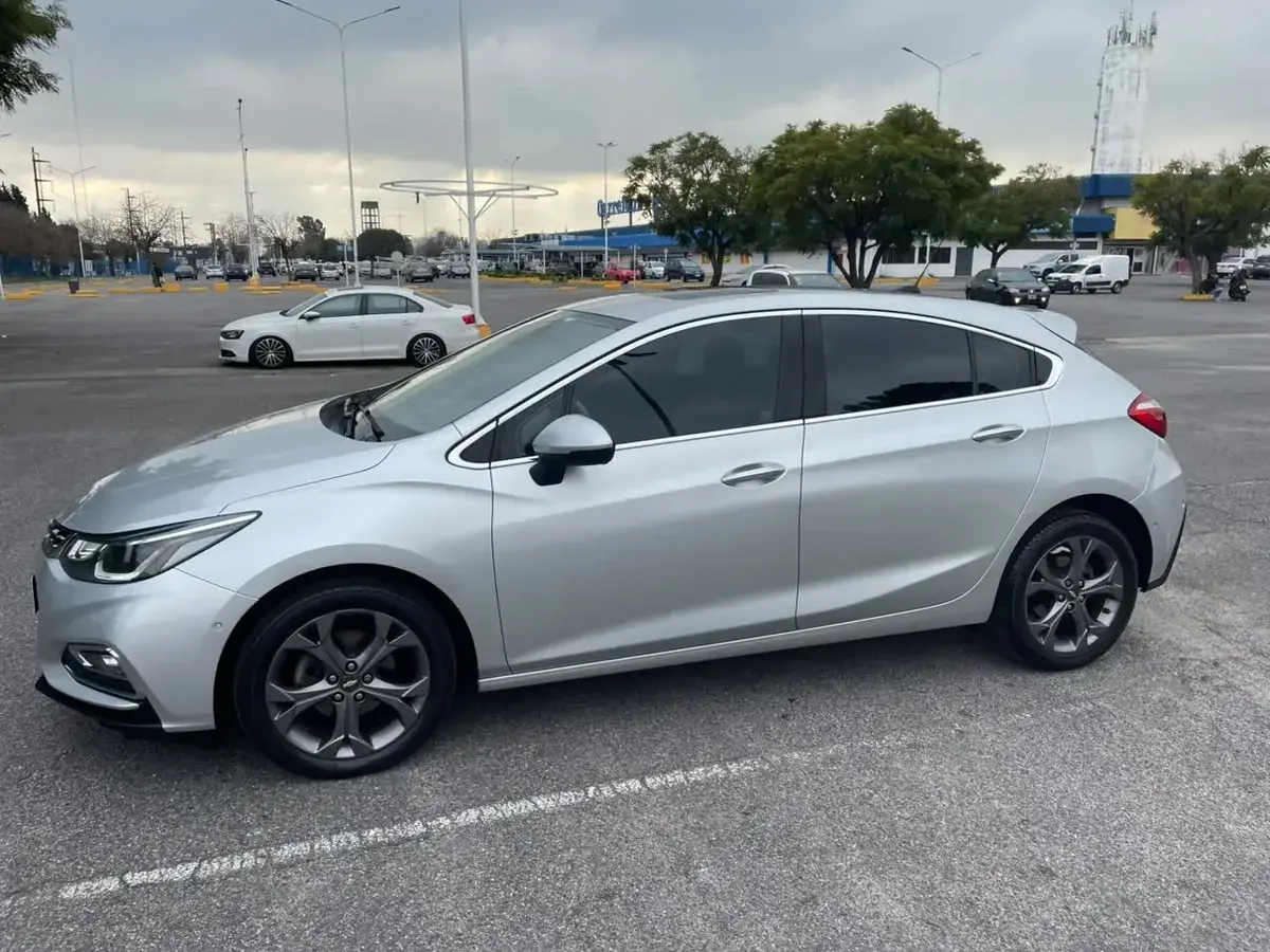 Chevrolet Cruze 5 1.4 Ltz At 5P 2017 - foto 3
