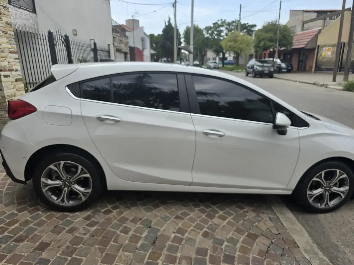 Chevrolet Cruze 5 1.4 Premier At 5P 2024 - foto 3