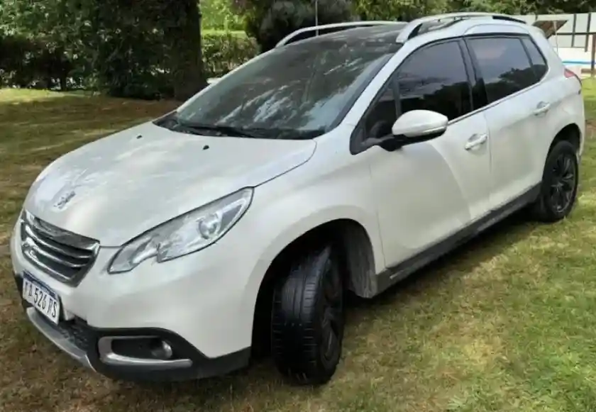 Peugeot 2008 2016 - foto 1