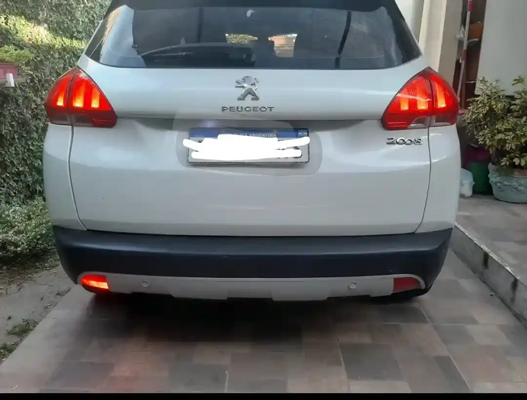 Peugeot 2008 1.6 Feline 2016 - foto 4