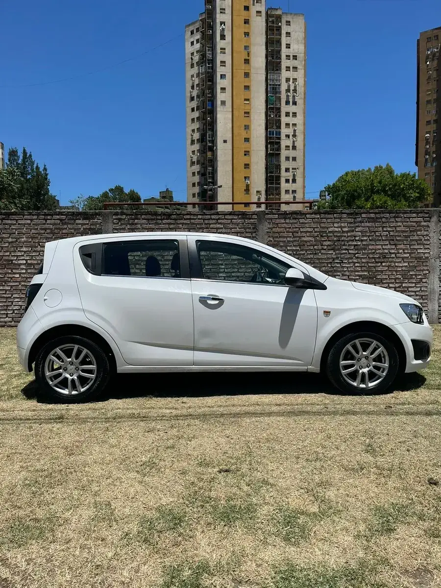 Chevrolet Sonic 1.6 Ltz Mt 2013 - foto 3
