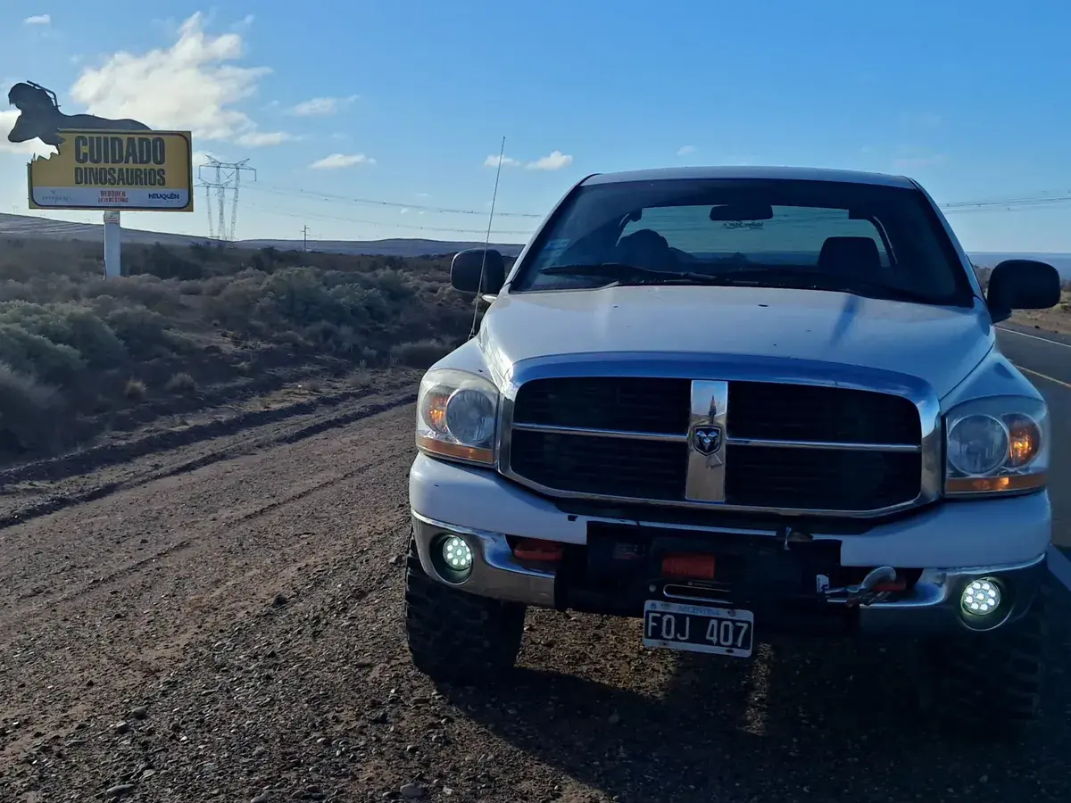 Dodge Ram 5.9 2500 I D/Cab 4X4 2006 - foto 2