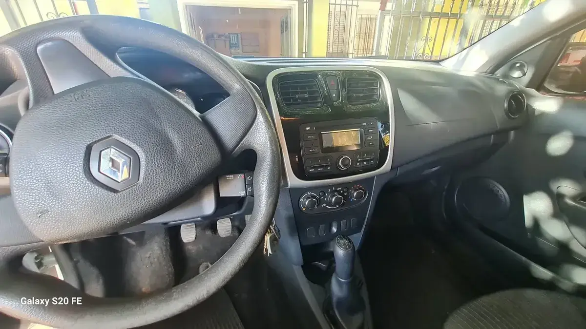 Renault Sandero 1.6 Expression Pack 85Cv 2016 - foto 4
