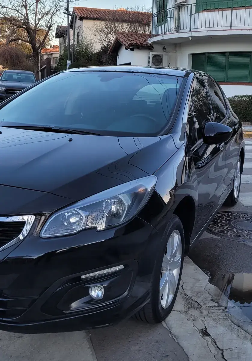 Peugeot 308 1.6 Allure Hdi 115Cv 2016 - foto 1