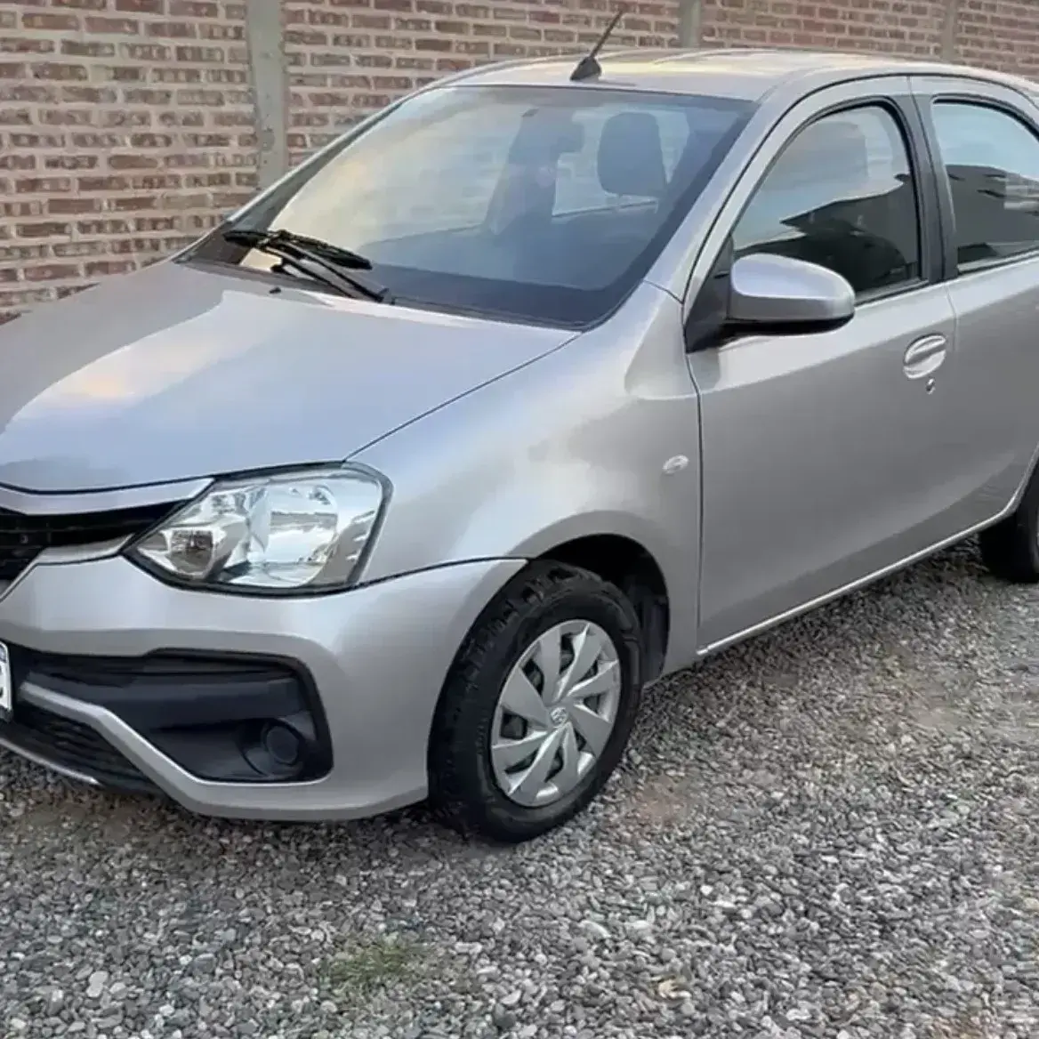 Toyota Etios 1.5 Xs 2017 - foto 1