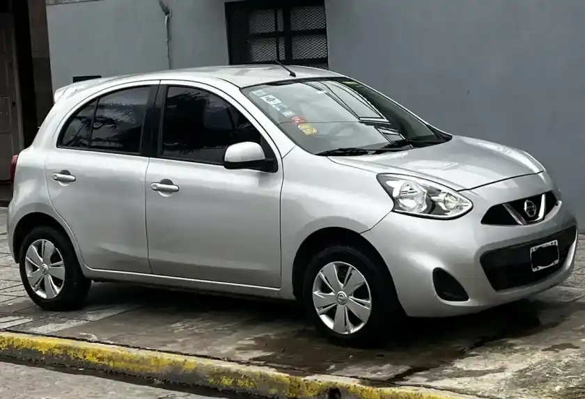 Nissan March 1.6 Sense 107Cv M14 2015 - foto 3