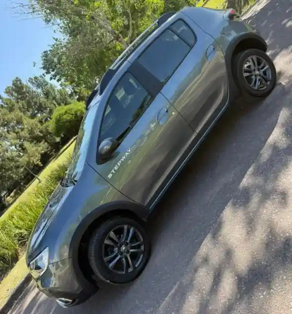 Renault Sandero Stepway 1.6 16V Zen 2022 - foto 1
