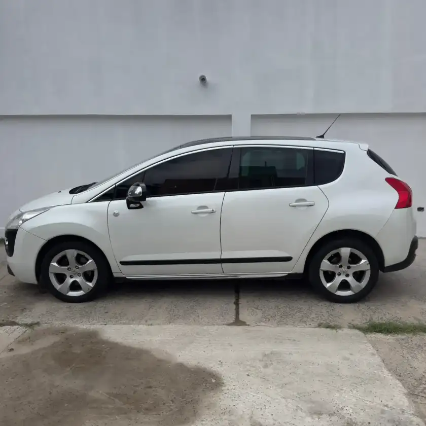 Peugeot 3008 1.6 Roland Garros Thp 156Cv 2013 - foto 2