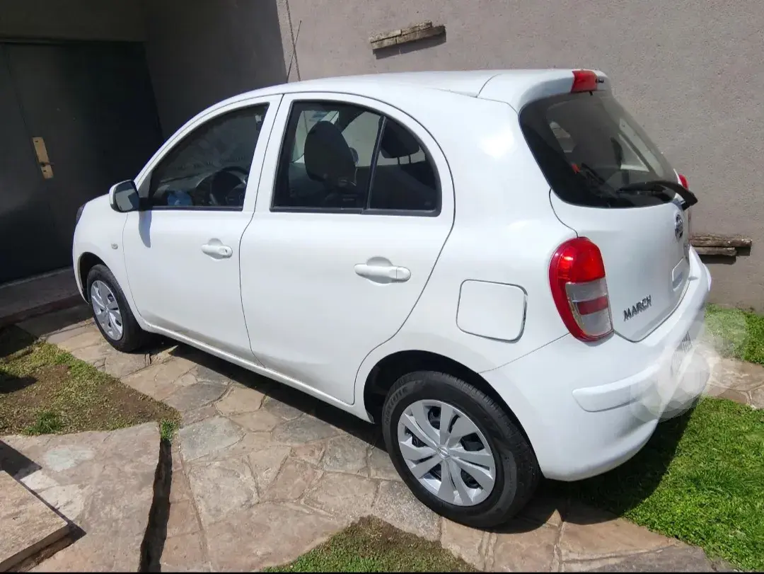 Nissan March 1.6 Visia 107Cv May13 2013 - foto 4