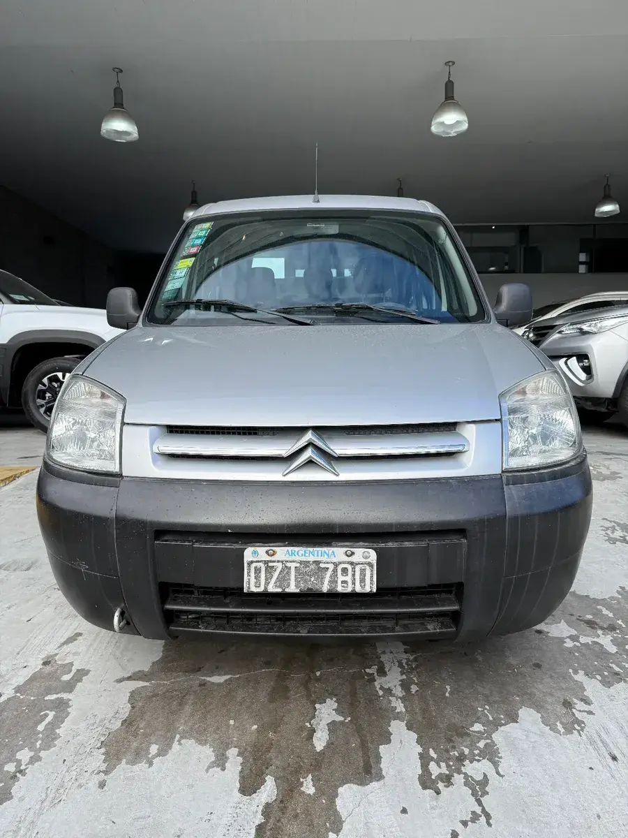 Citroën Berlingo 1.6 Hdi 92 Bussines Mixto 2015 - foto 2