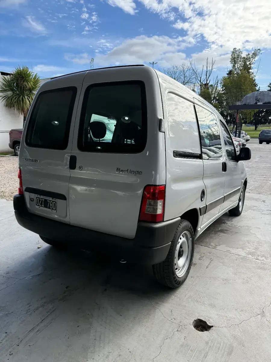 Citroën Berlingo 1.6 Hdi 92 Bussines Mixto 2015 - foto 5