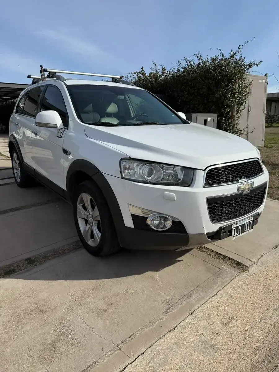 Chevrolet Captiva 2.2 Ltz Awd D 184Cv At 2014 - foto 2