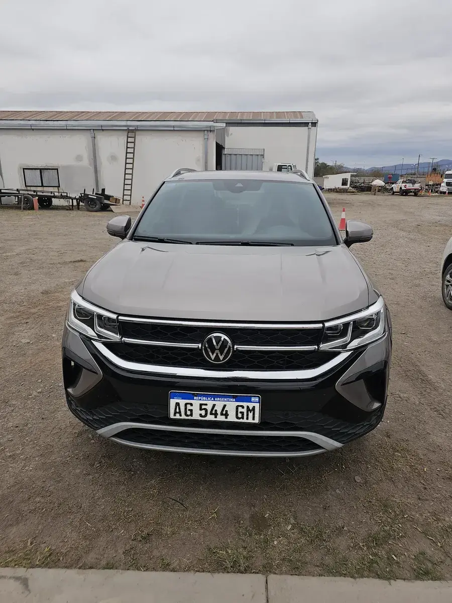 Volkswagen Taos 1.4 250 Tsi Highline Tiptronic 2024 - foto 3